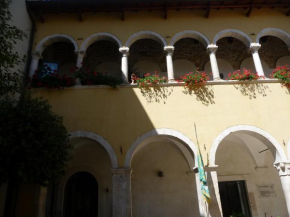 Гостиница Grancia dei Celestini, Сулмона